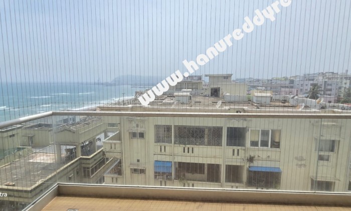 3 BHK Flat for Sale in Maharanipeta